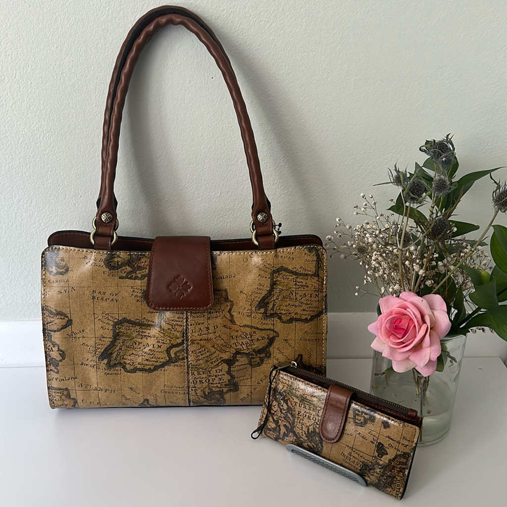 Patricia Nash Rienzo And Nazari Euro Map Leather Bifold Wallet/Bundle